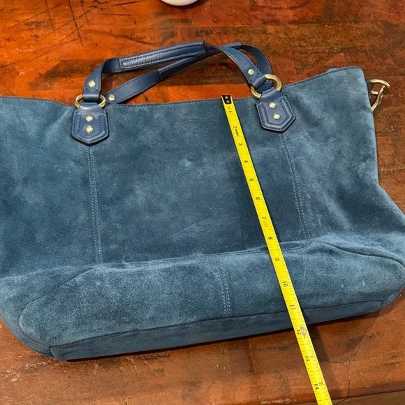 Coach Dark Teal Suede Shoulder Bag with Gold Hardware - Picture 10 of 16